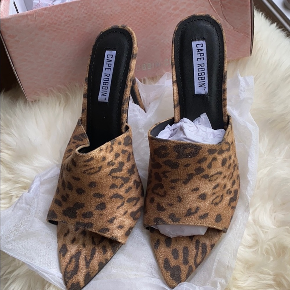 Cape Robbin Leopard Print Pointed Toe Mule Heels - Brown Black